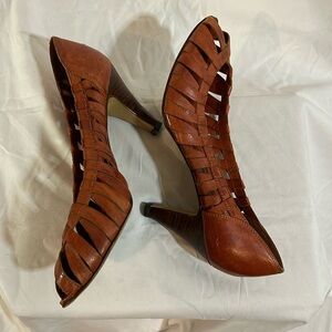 9 West Q Fran 2 Woven Leather Sandal Pumps Made in Brazil Womens size 10 M